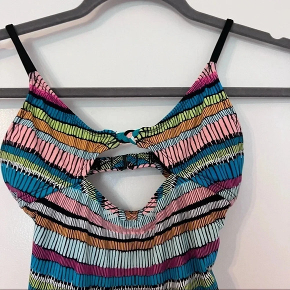 Hobie Colorful Printed One Piece Bikini Swim Suit Girls 8 Front Cut Out - Picture 2 of 6